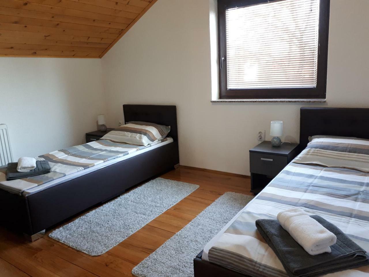 Apartment Jareb Slunj Exterior foto